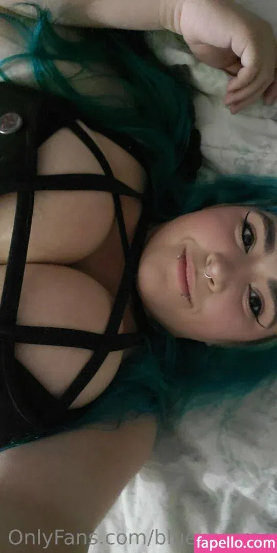 bluewutfree Onlyfans Photo Gallery 