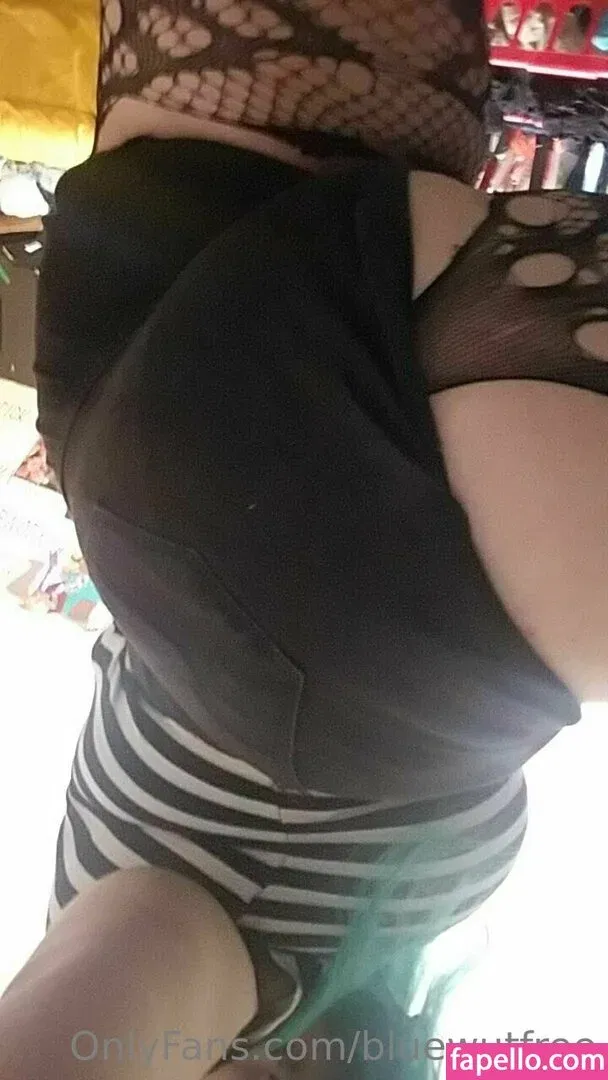 bluewutfree Onlyfans Photo Gallery 