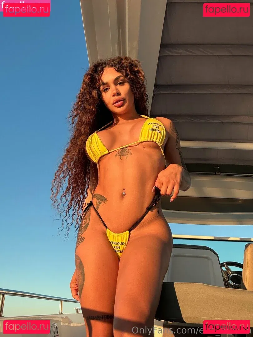 Eva Maxim Onlyfans Photo Gallery 