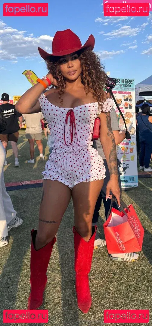 Eva Maxim Onlyfans Photo Gallery 