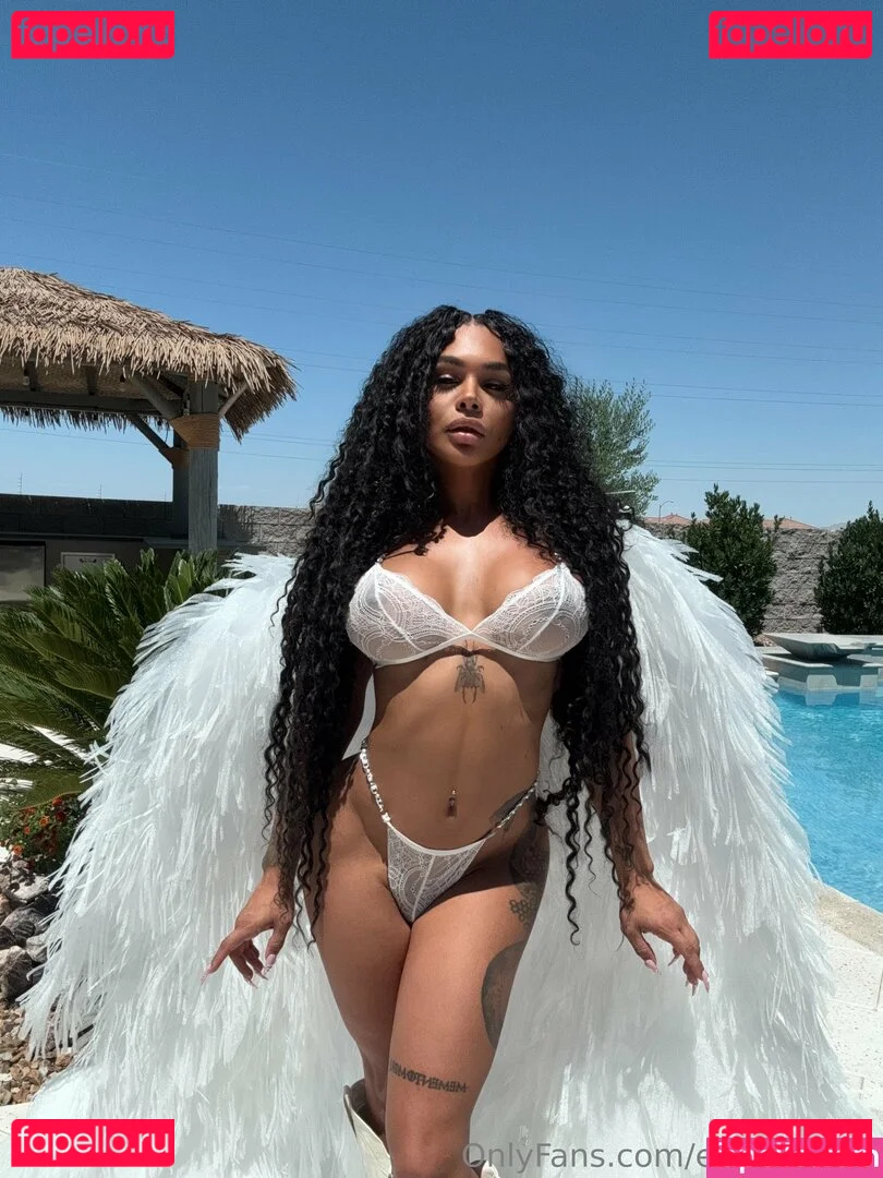 Eva Maxim Onlyfans Photo Gallery 