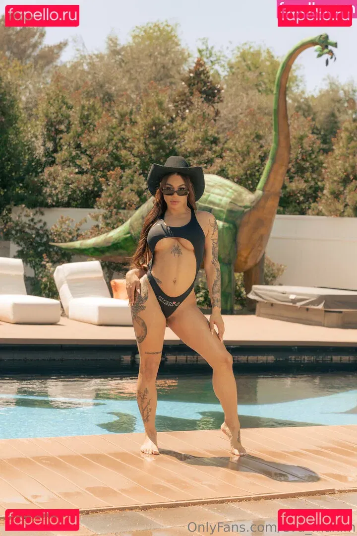 Eva Maxim Onlyfans Photo Gallery 