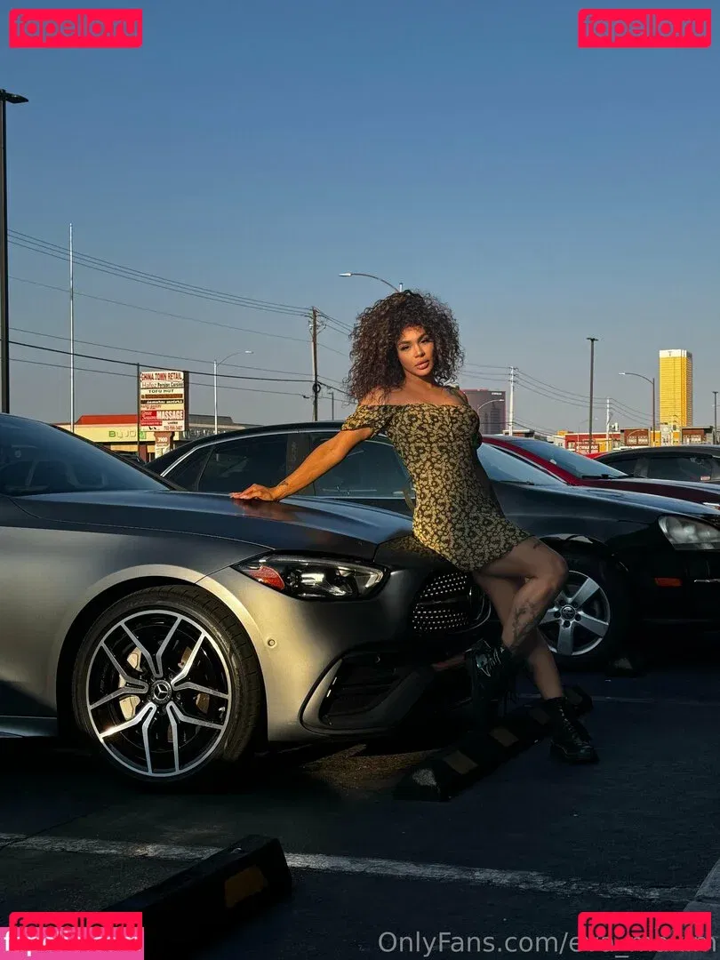 Eva Maxim Onlyfans Photo Gallery 