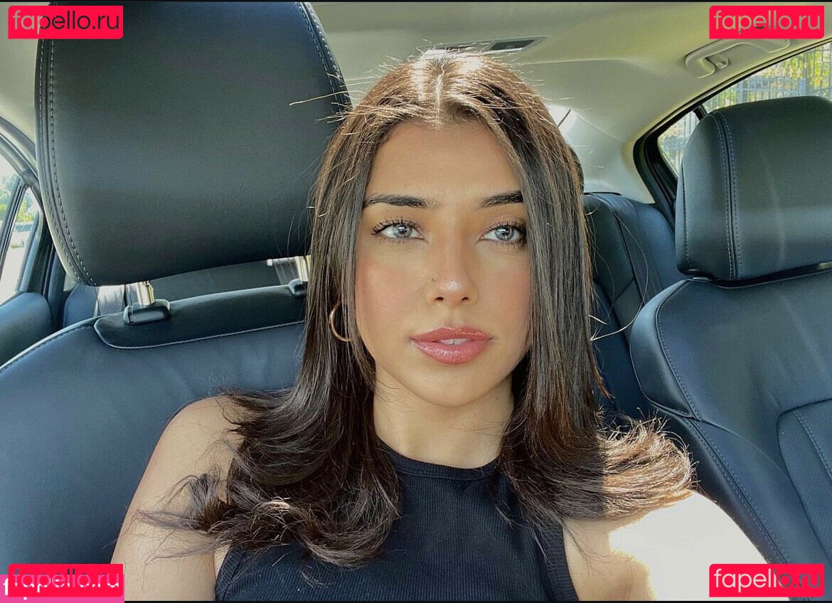 Gal Akbari Nude Onlyfans Photo 24