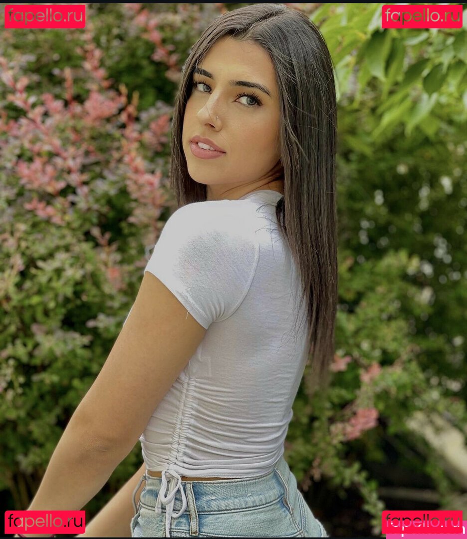 Gal Akbari Nude Onlyfans Photo 21