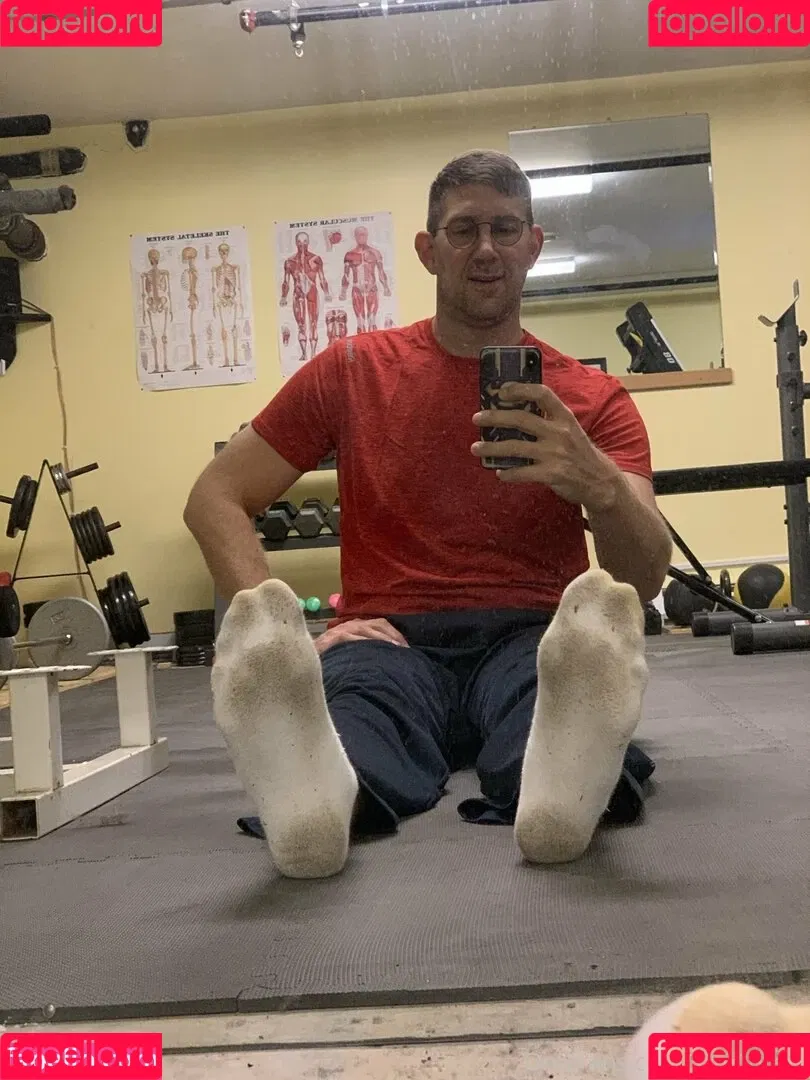 size16feet Onlyfans Photo Gallery 