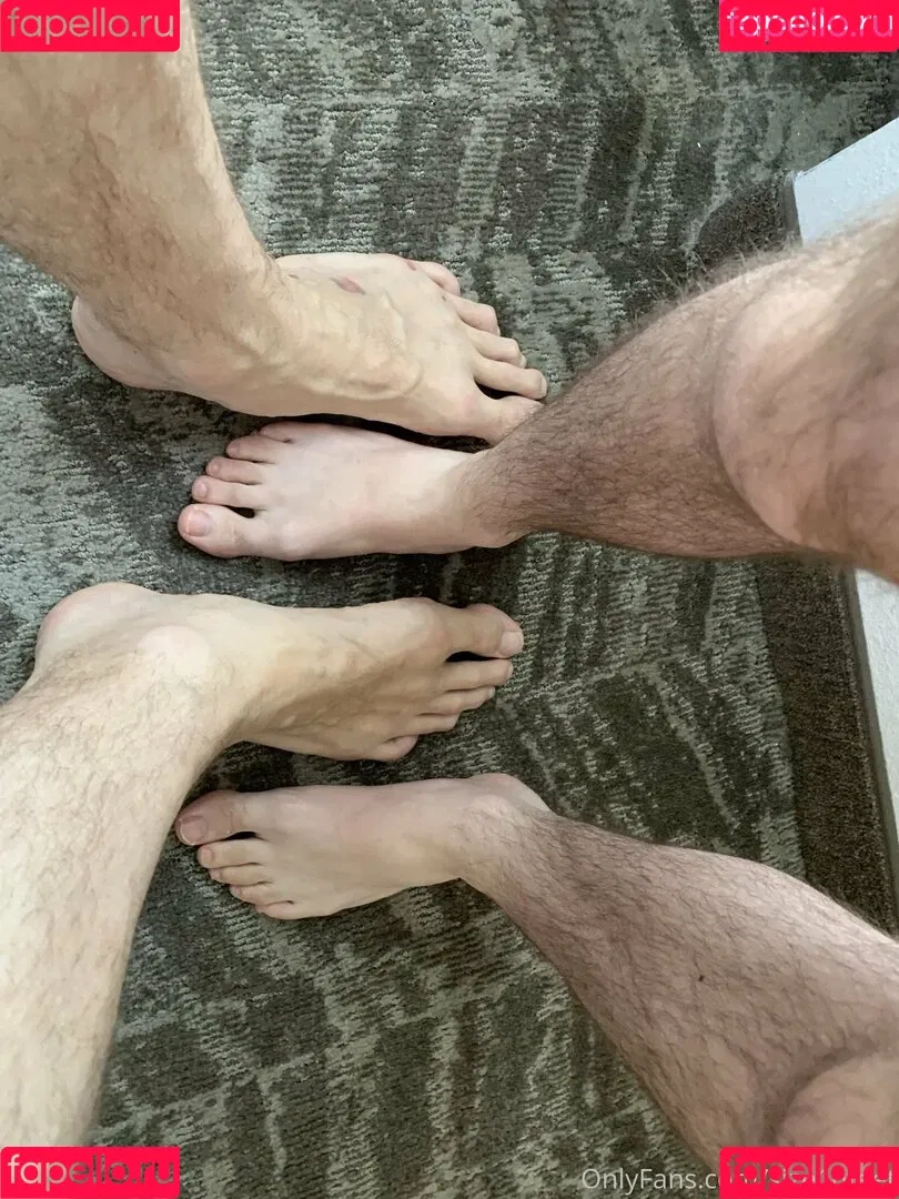 size16feet Onlyfans Photo Gallery 