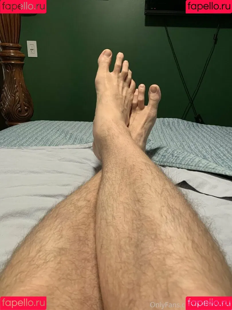 size16feet Onlyfans Photo Gallery 