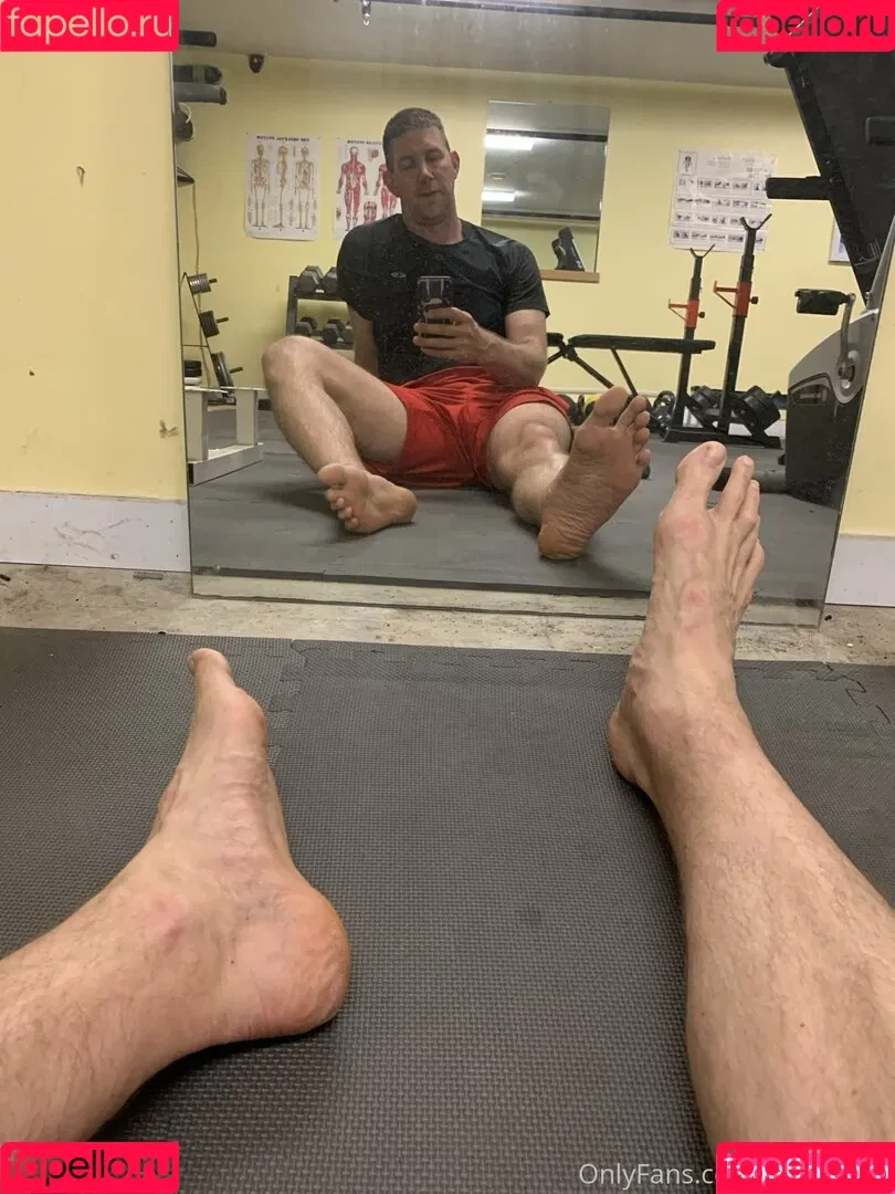 size16feet Onlyfans Photo Gallery 