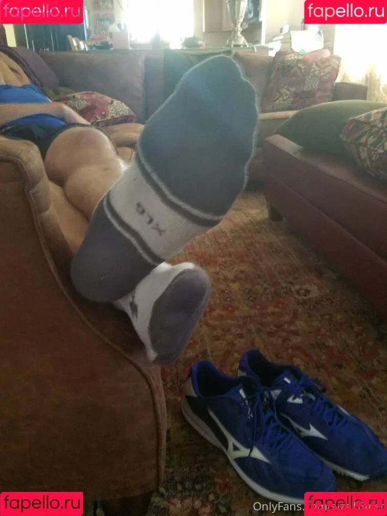 size16feet Onlyfans Photo Gallery 