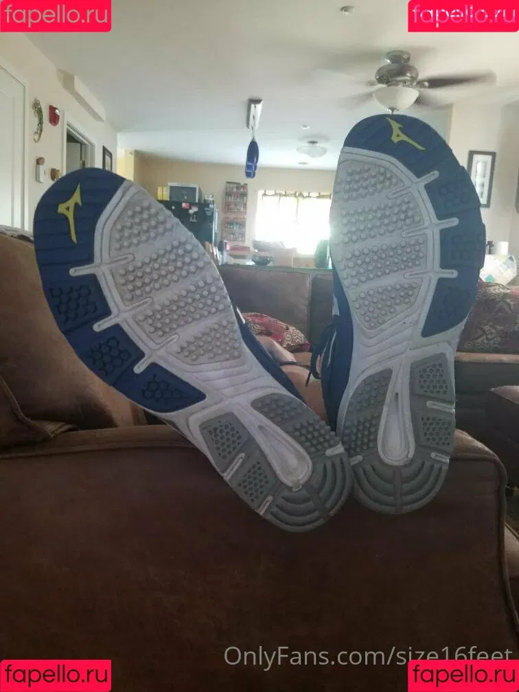 size16feet Onlyfans Photo Gallery 
