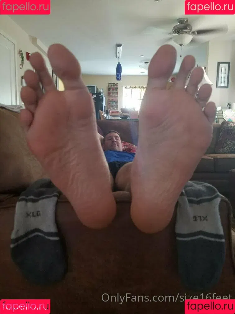 size16feet Onlyfans Photo Gallery 