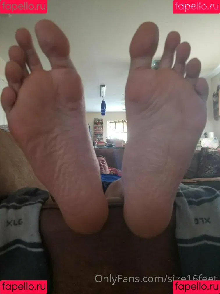size16feet Onlyfans Photo Gallery 