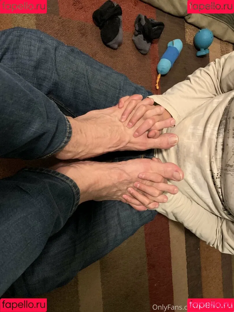 size16feet Onlyfans Photo Gallery 