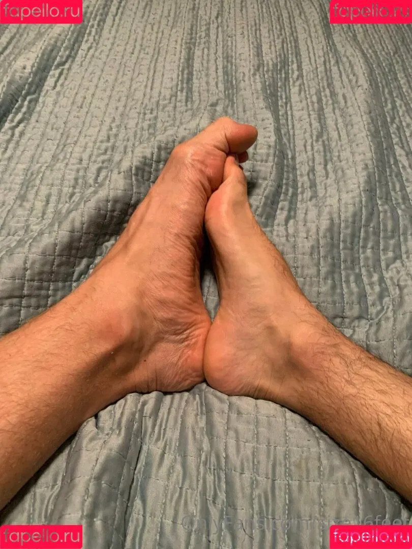 size16feet Onlyfans Photo Gallery 