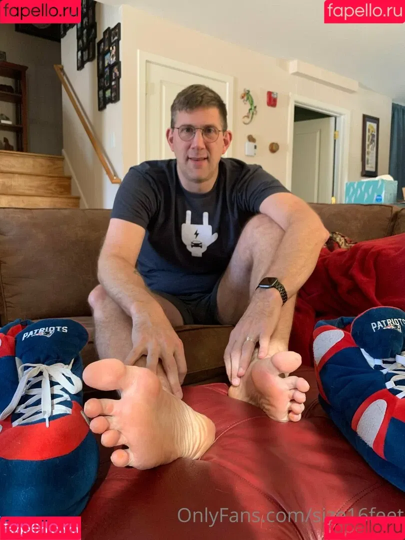 size16feet Onlyfans Photo Gallery 