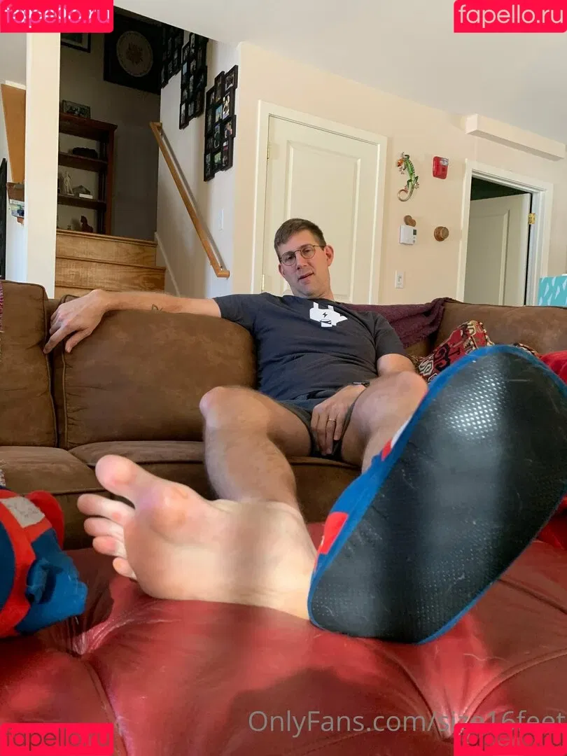 size16feet Onlyfans Photo Gallery 