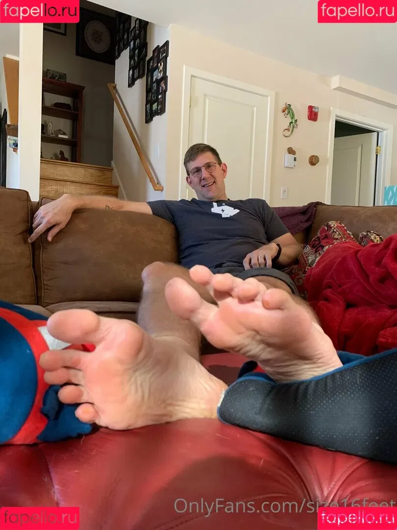 size16feet Onlyfans Photo Gallery 