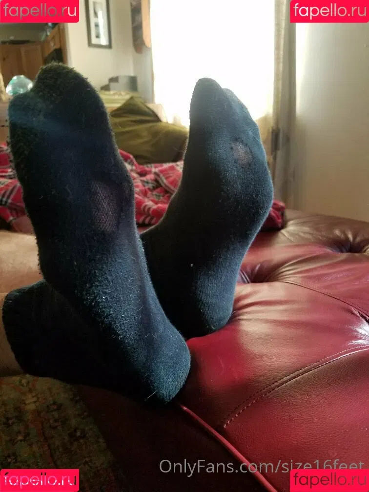 size16feet Onlyfans Photo Gallery 