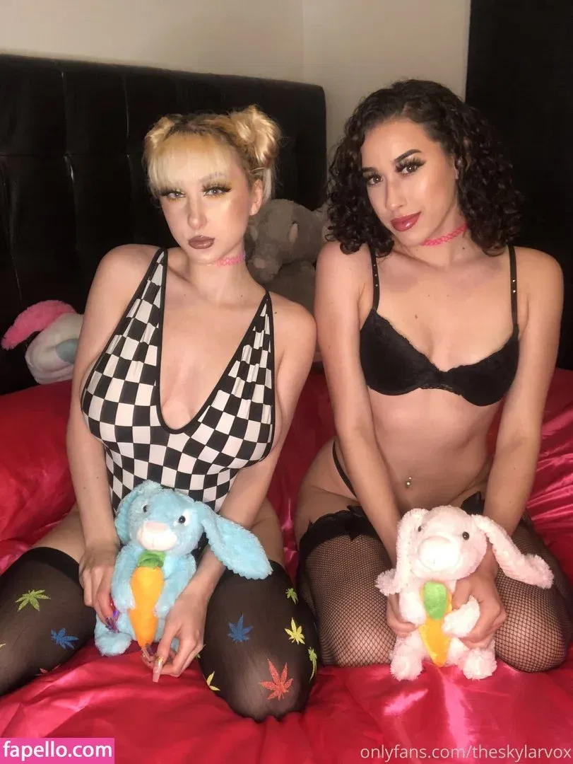 Skylar Vox Onlyfans Photo Gallery 