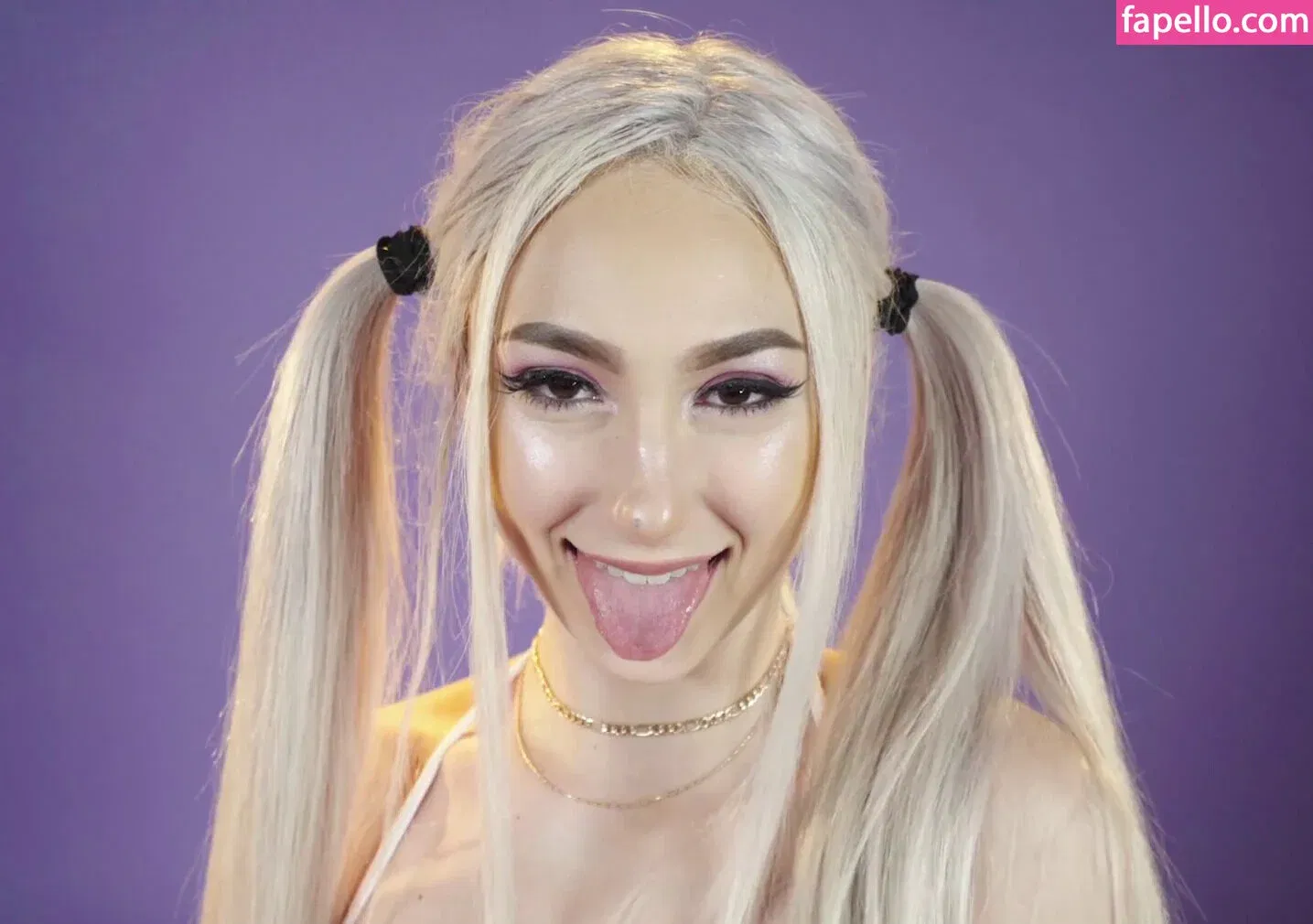 Skylar Vox Onlyfans Photo Gallery 