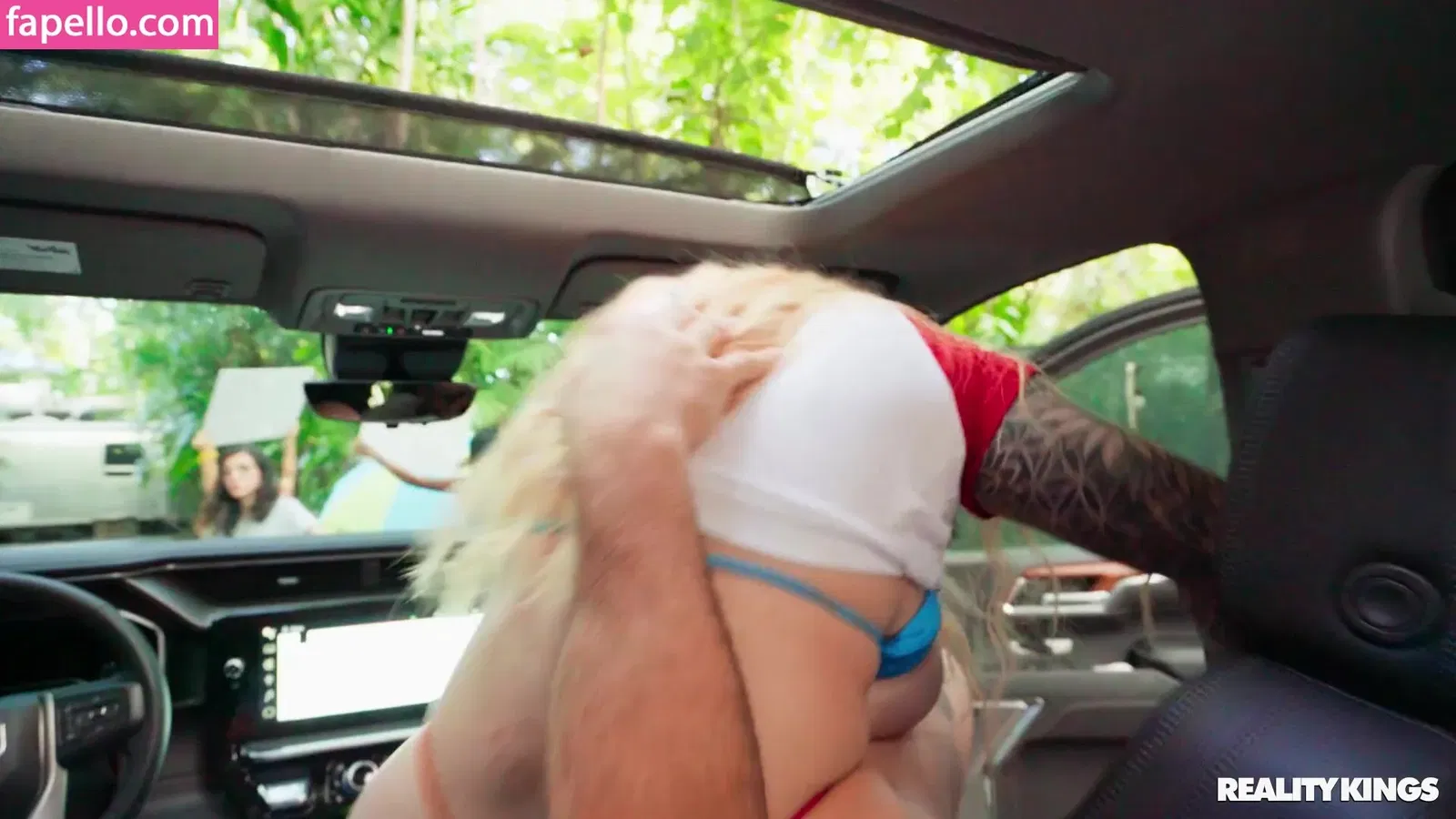 Skylar Vox Onlyfans Photo Gallery 