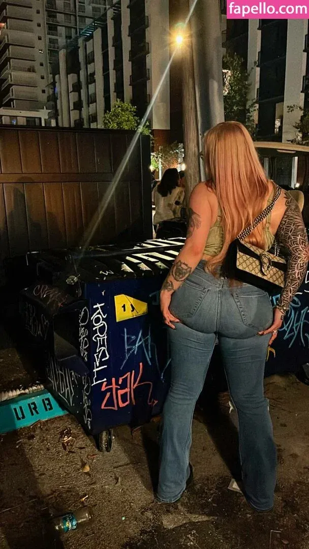 Skylar Vox Onlyfans Photo Gallery 