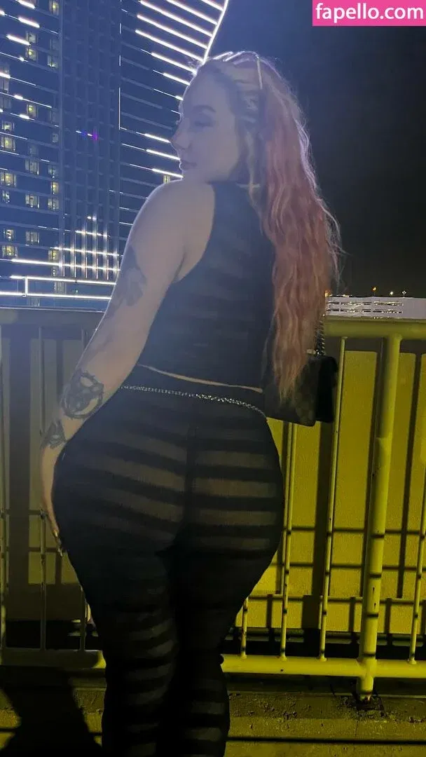 Skylar Vox Onlyfans Photo Gallery 