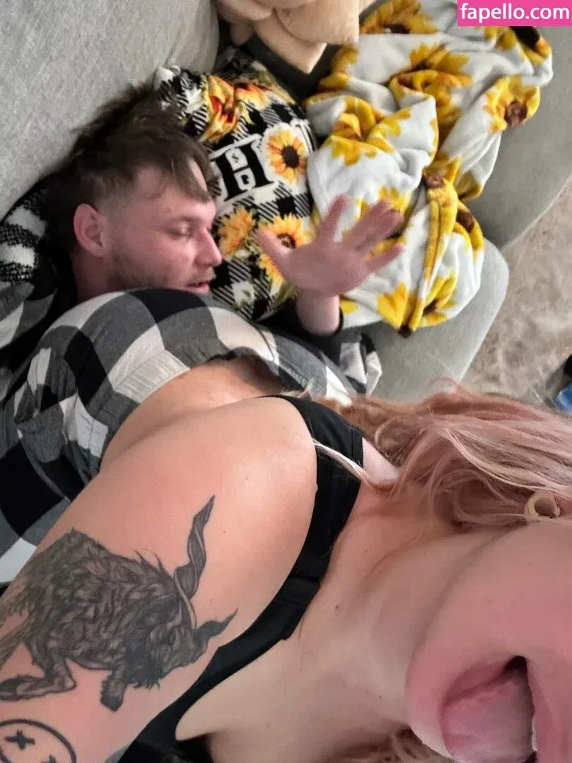 Skylar Vox Onlyfans Photo Gallery 