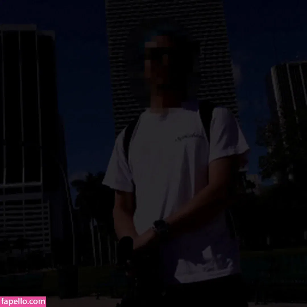 Skylar Vox Onlyfans Photo Gallery 