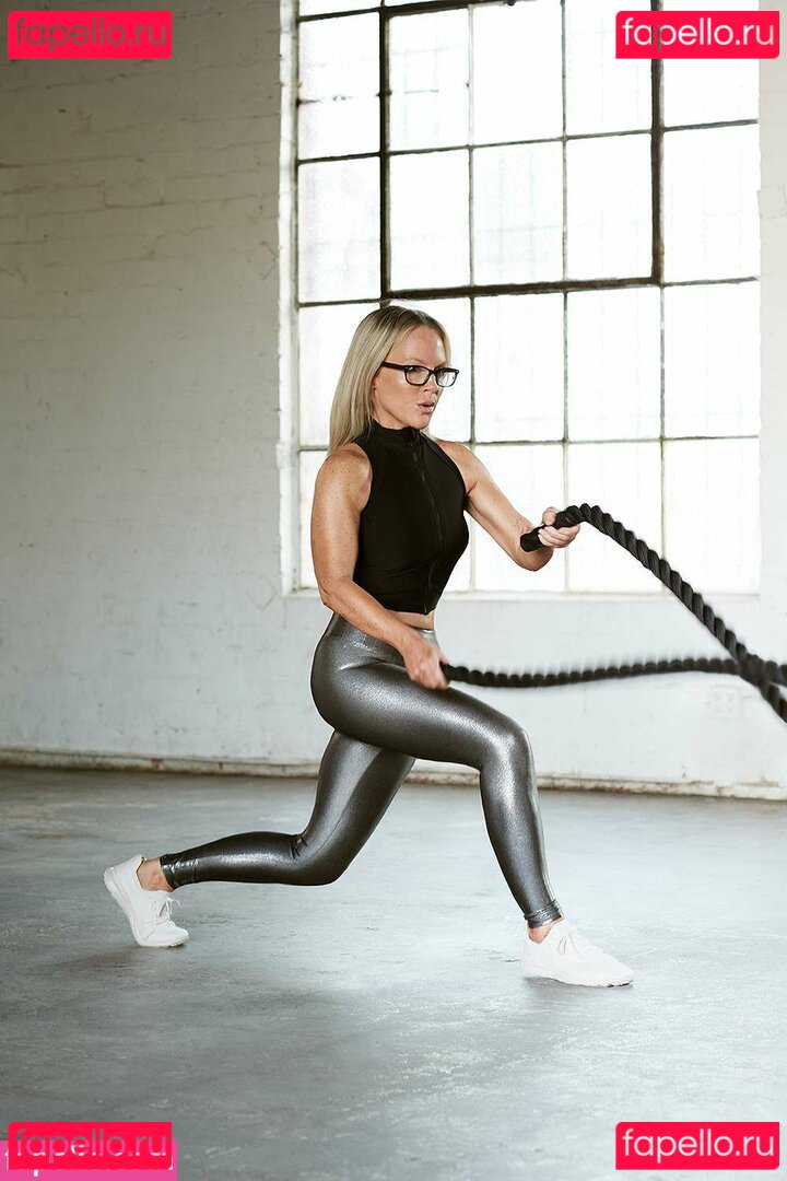 Rachael Harris Nude Onlyfans Photo 13