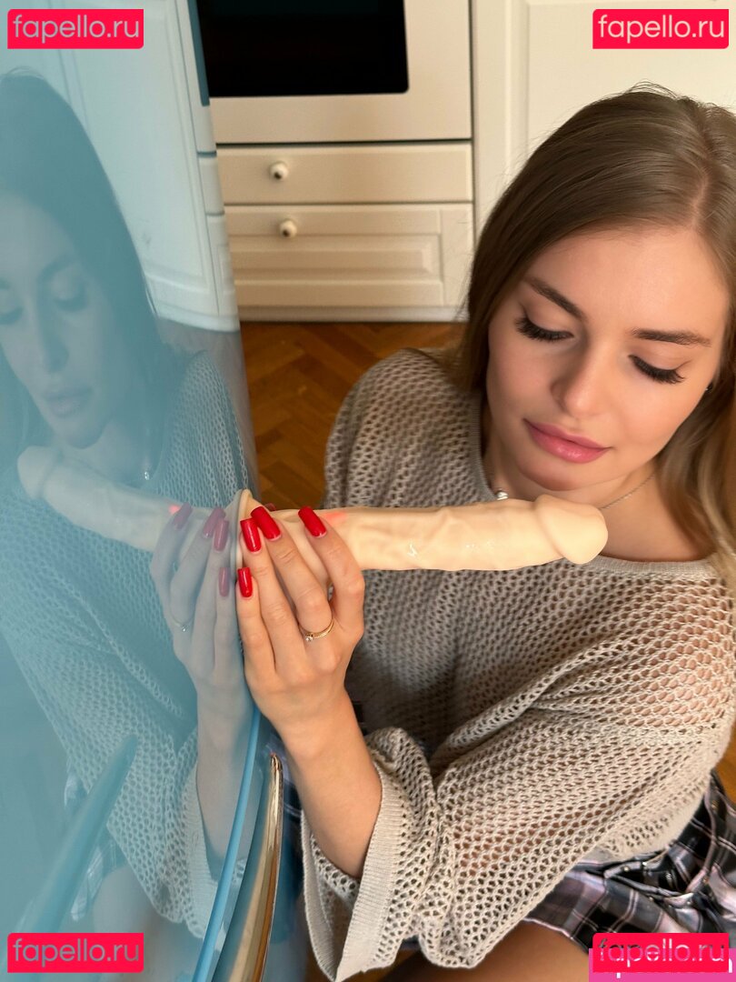 viki.vivien Nude Onlyfans Photo 43