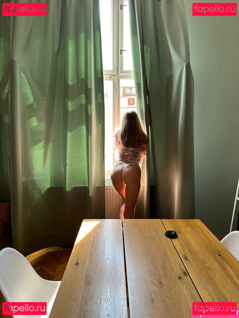viki.vivien Nude Onlyfans Photo 39
