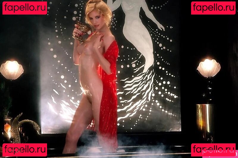 Shannon Tweed Nude Onlyfans Photo 39