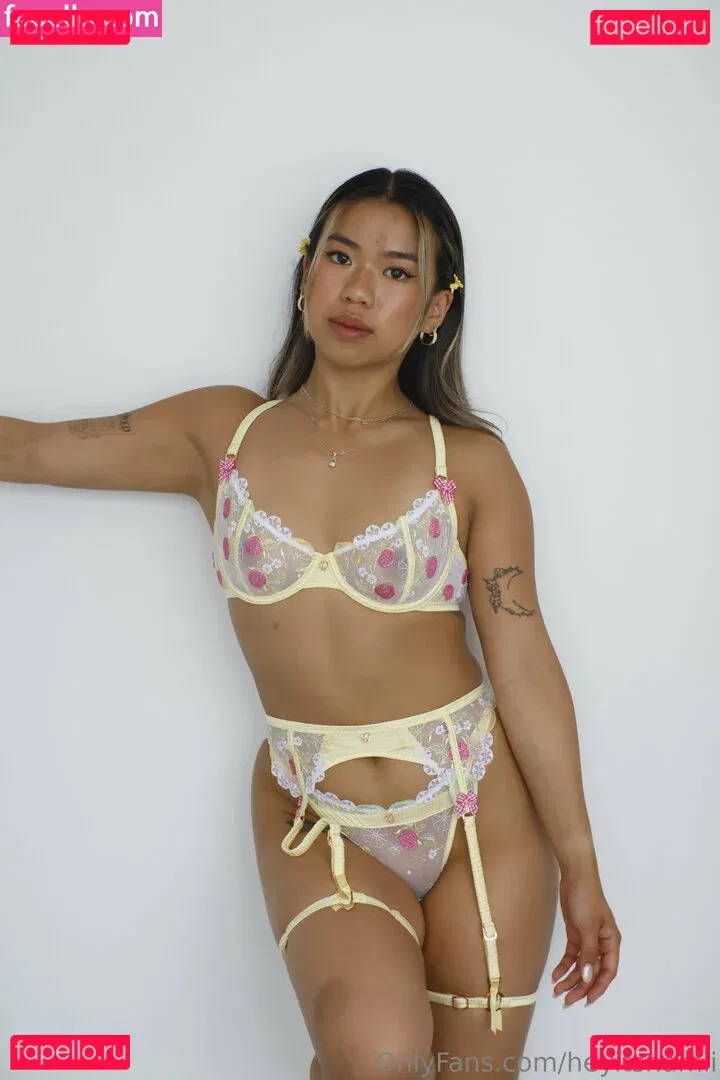 NaMi Onlyfans Photo Gallery 