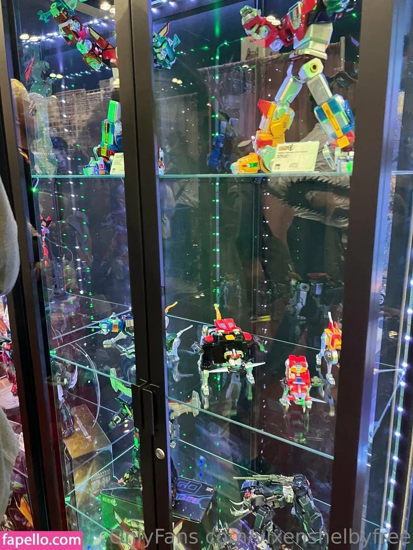 Vixenshelby Onlyfans Photo Gallery 