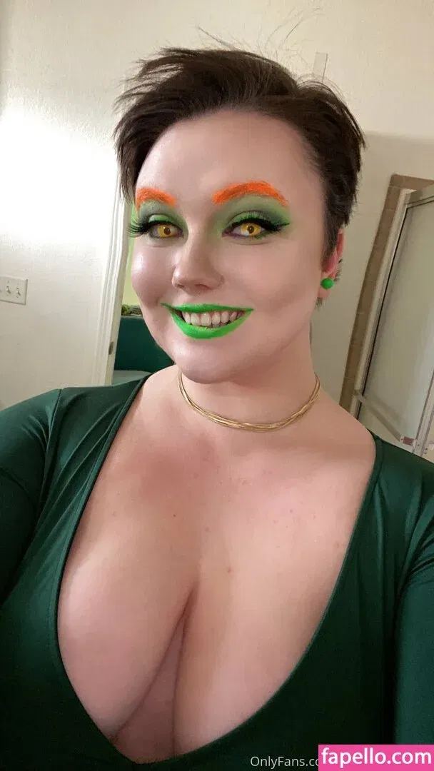 Vixenshelby Onlyfans Photo Gallery 