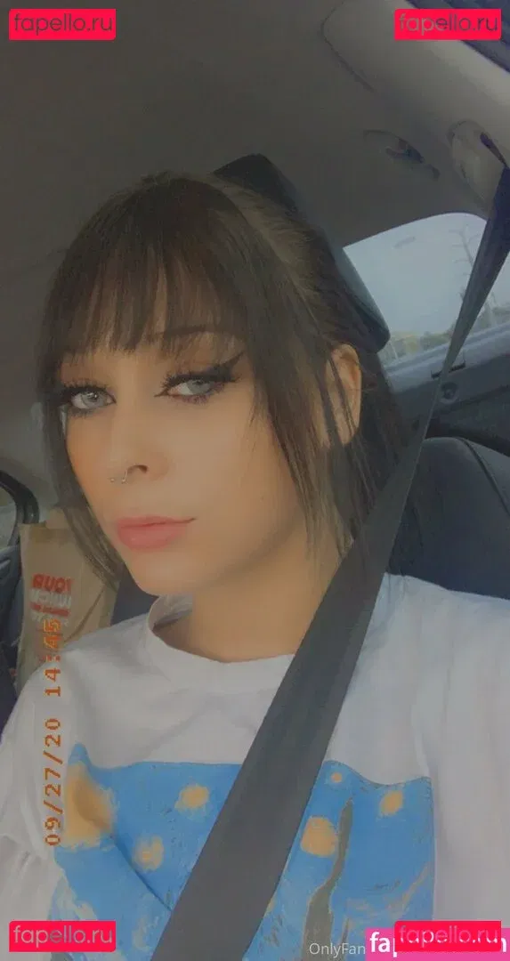 autumn2blazed Onlyfans Photo Gallery 