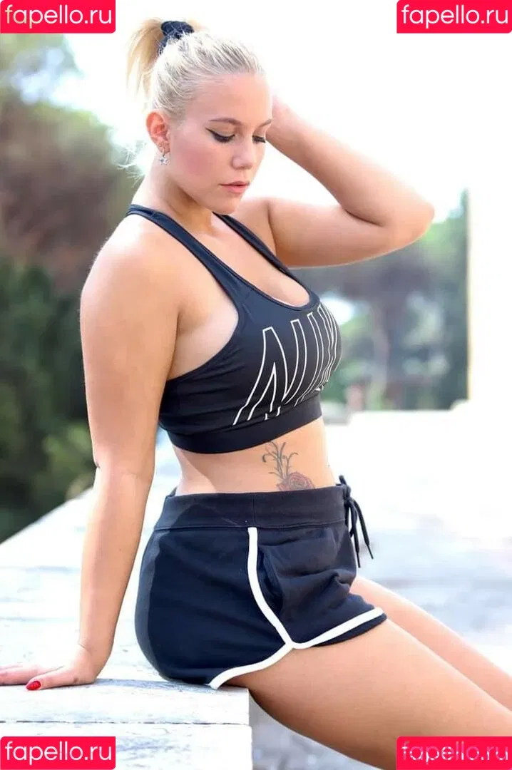 Jennifer Mazza Onlyfans Photo Gallery 