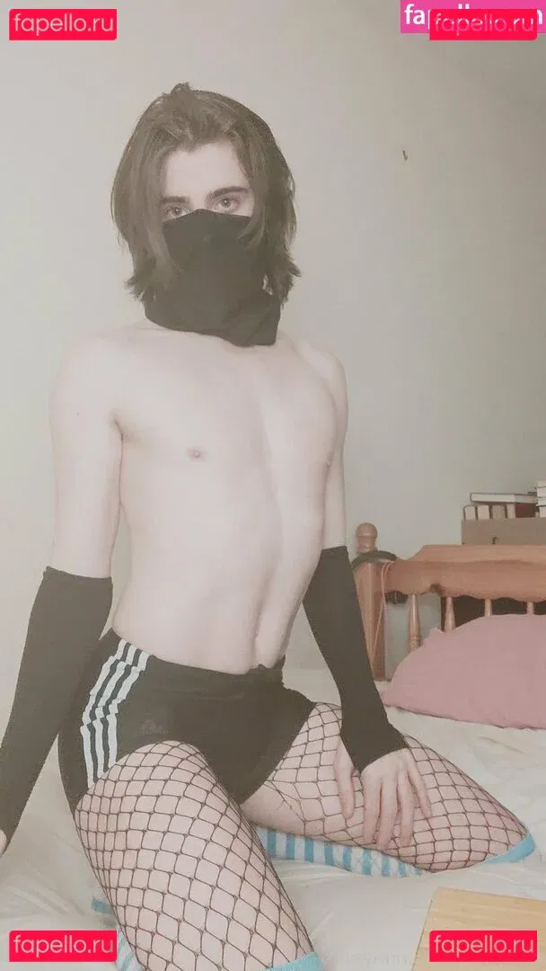 snowboyxox Onlyfans Photo Gallery 