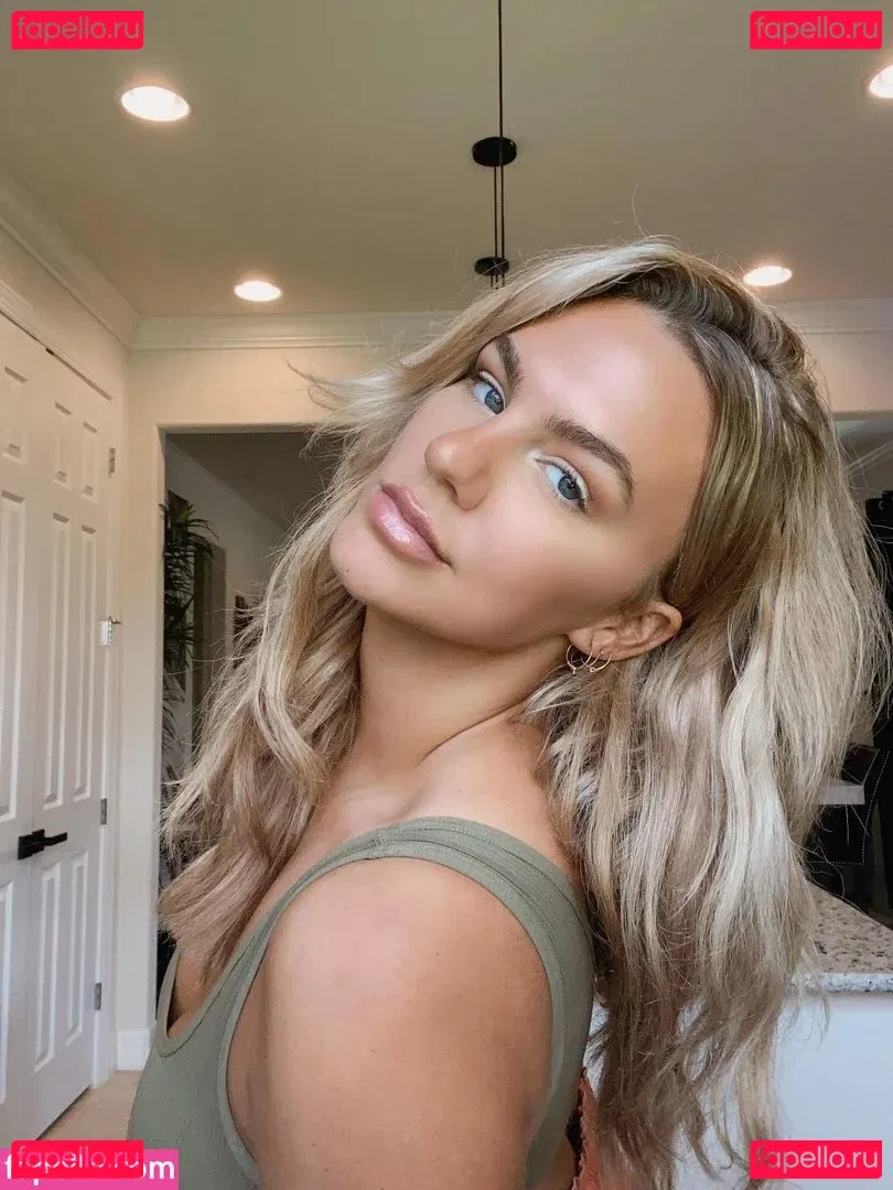 lunapxx Onlyfans Photo Gallery 