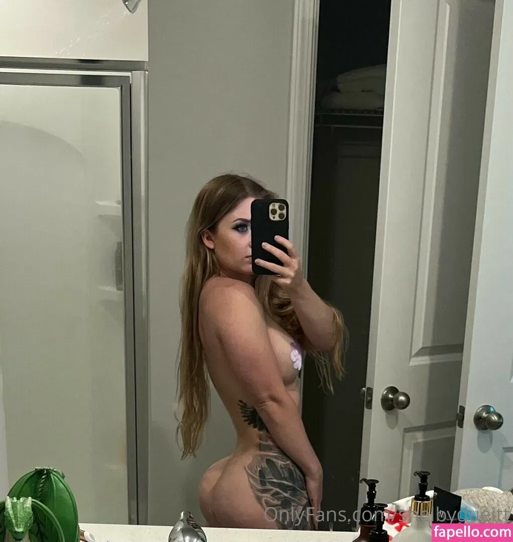 Shelby Dueitt Onlyfans Photo Gallery 