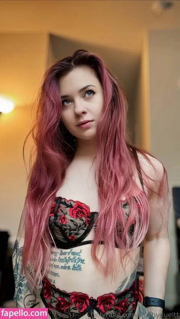 Shelby Dueitt Onlyfans Photo Gallery 