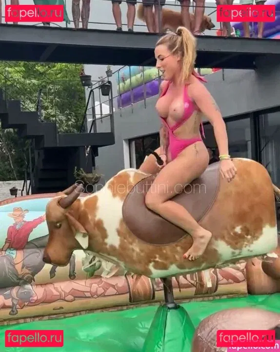 Sophie Buttini Onlyfans Photo Gallery 