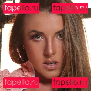 Sophie Buttini Onlyfans Photo Gallery 