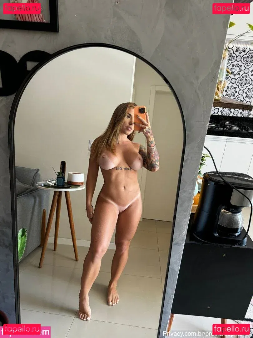 Sophie Buttini Onlyfans Photo Gallery 