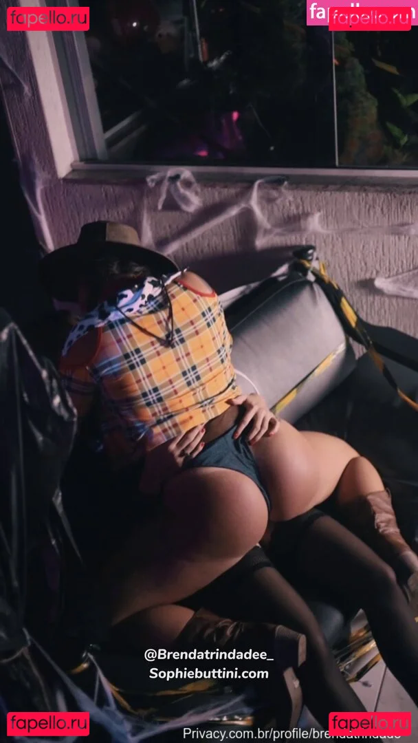 Sophie Buttini Onlyfans Photo Gallery 