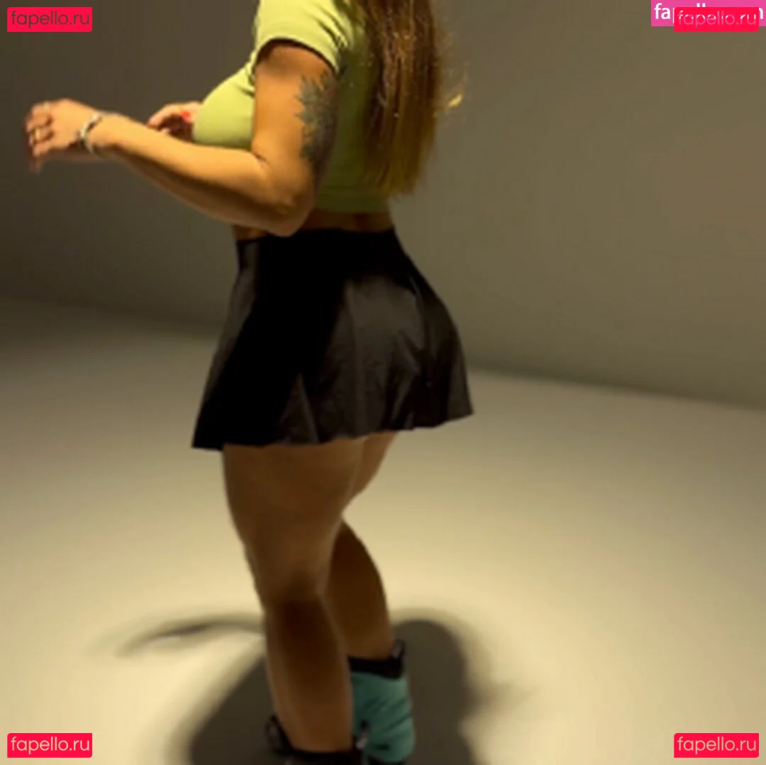 Sophie Buttini Onlyfans Photo Gallery 