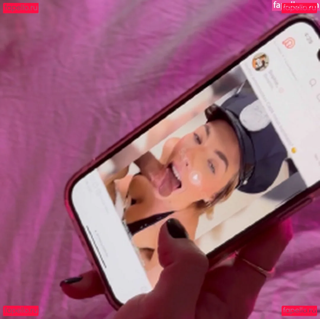 Sophie Buttini Onlyfans Photo Gallery 