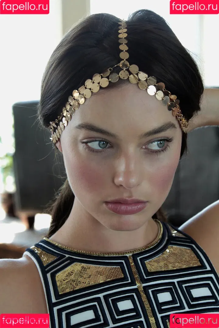 Margot Robbie Onlyfans Photo Gallery 